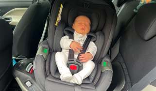 Silver Cross Glide Plus 360 child car seat 2